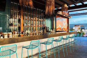 2 barer/lounger, bar på tagterrassen