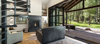 Exclusive Mountain Sanctuary | Hot Tub | 40 Private Acres | Gym