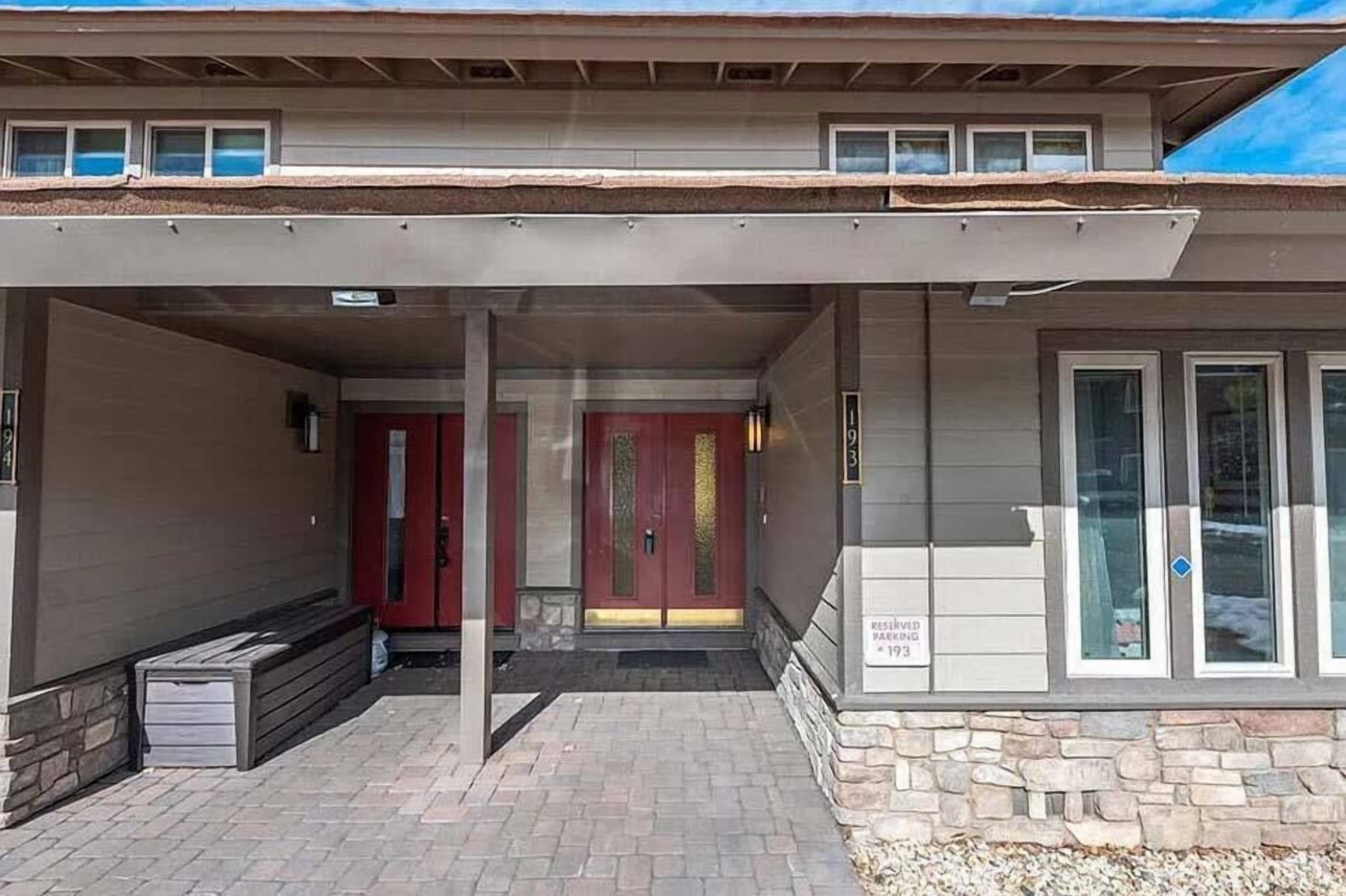 Upgraded Condo Close to Main Channel, Boat Dock!
