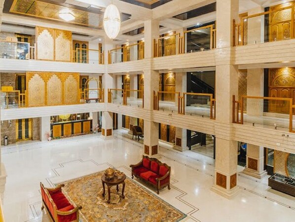 Khu tiếp khách ở sảnh