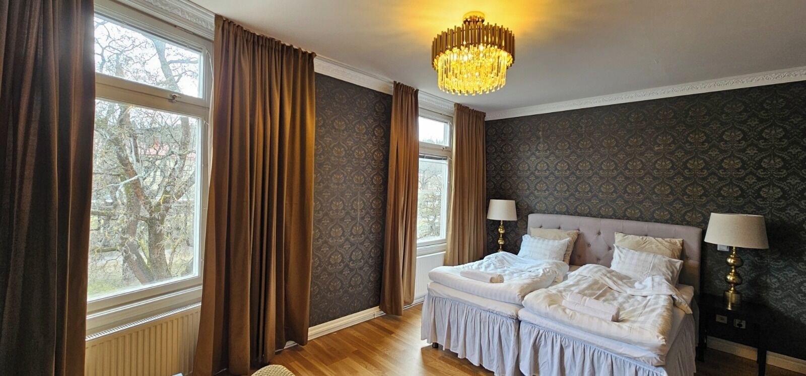 Classic Double or Twin Room | Iron/ironing board, free WiFi