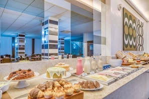 Free daily buffet breakfast - Acqua Prime (Maceió)