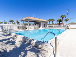 Pool - Surf Dweller #605 Gulf Front Condo, Resort Amenities (Fort Walton Beach)