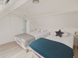 3 slaapkamers, een strijkplank/strijkijzer, gratis wifi