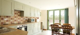 Country Views peaceful location in superb setting close to the Norfolk Broads