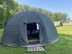 Dome tent