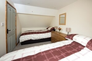 2 bedrooms, free WiFi, bed sheets