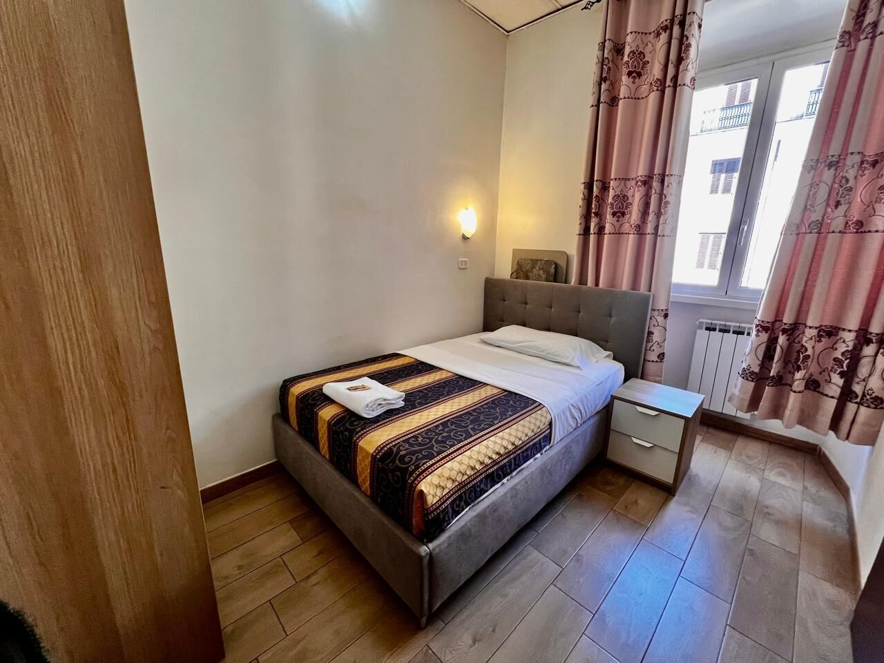 Classic Single Room | Desk, laptop workspace, soundproofing, free WiFi