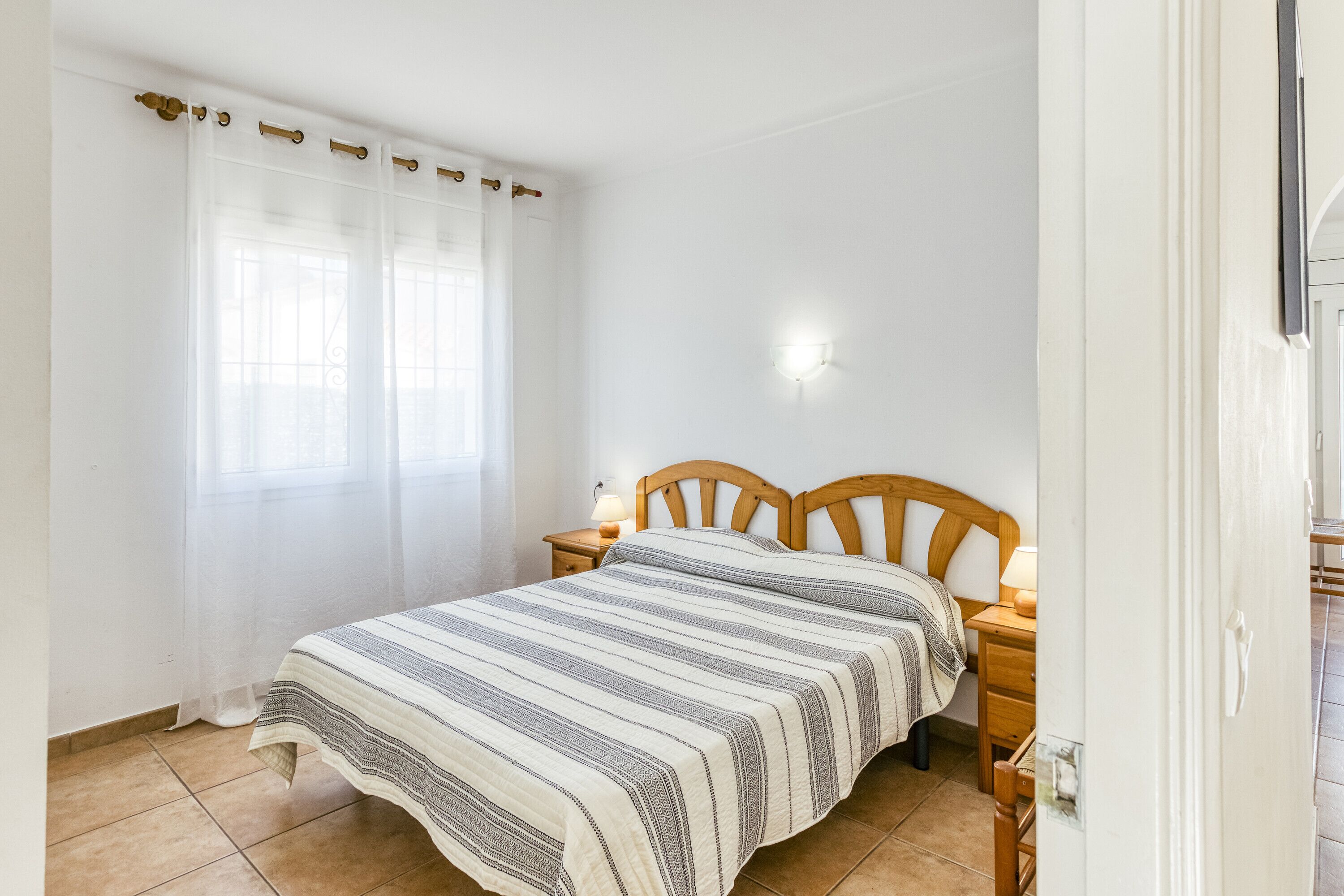 4 habitaciones, wifi gratis y ropa de cama 