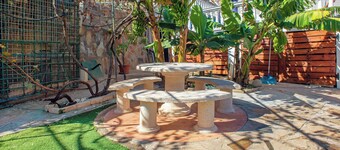 Casa de vacaciones "El Pinillo" con vistas a la montaña, piscina y Wi-Fi