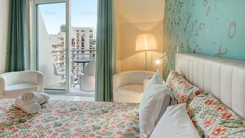 1 bedroom, free WiFi, bed sheets