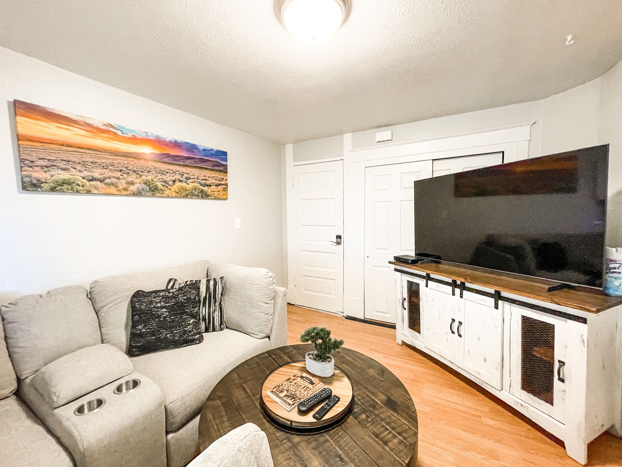 New 1BR Apartment in Heart of Downtown Pueblo!