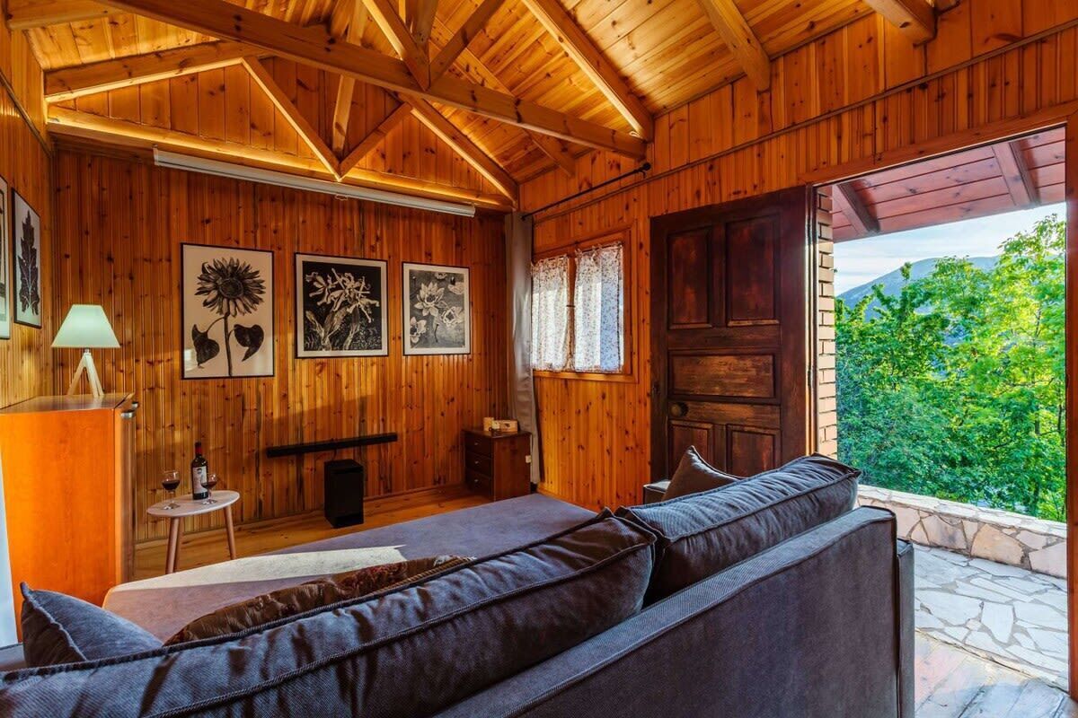 Fireplace, stereo, offices