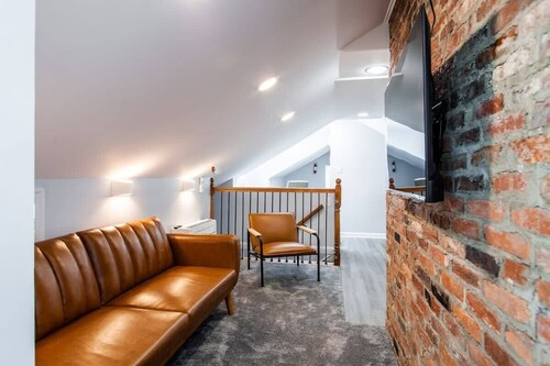 2-BR Hideaway ✫ Ntnl Harbor ✫ MGM Casino ✫ Outlets