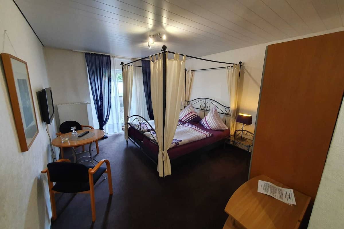 Deluxe tweepersoonskamer | 1 slaapkamer, gratis wifi, beddengoed