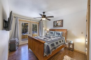 4 chambres, bureau, lit de bébé portatif, accès au Wi-Fi (inclus)