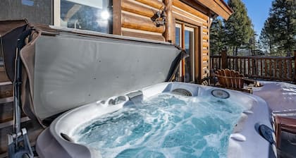 Log Cabin with Hot tub, Wood burning stove, Views, Private, Wrap-Around Decks