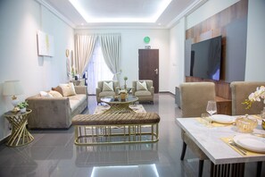 Smart TV - Family size 2 (two) Bedroom apartment (Kumasi)