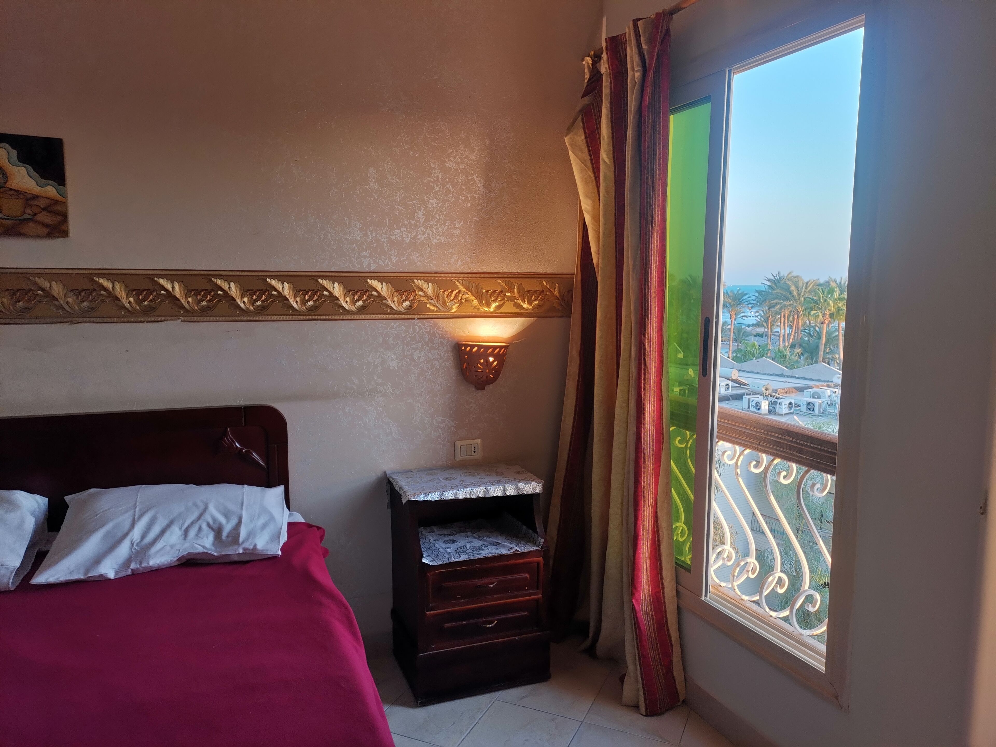 Photo - Golden Rose Hotel