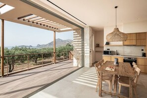 Outdoor dining - Villa Melissa 2, spacious, private pool, seaview,BBQ,luxury. (Phalasarna)