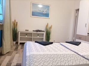 1 chambre, bureau, Wi-Fi gratuit, draps fournis