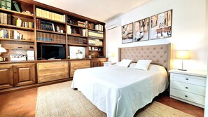 8 bedrooms, iron/ironing board, travel cot, free WiFi