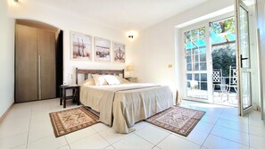 8 bedrooms, iron/ironing board, travel crib, free WiFi