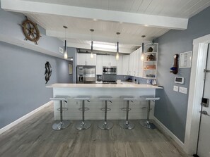 Fridge, microwave, oven, stovetop - Remodeled 3 bedroom 2 bath on 200 foot wide canal with Cabana Club membership. (KEY COLONY BEACH)