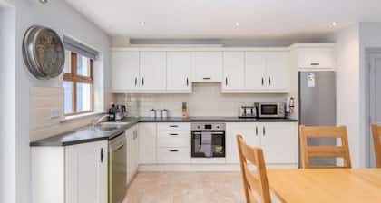 Clover House Dingle: Holiday Home