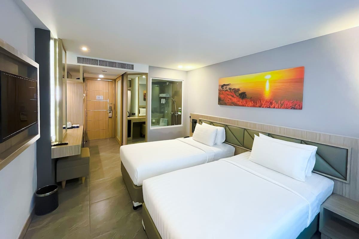 Premium Superior Twin Room