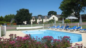 Piscine extérieure, piscine chauffée