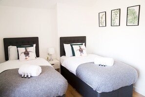3 bedrooms, iron/ironing board, travel crib, free WiFi