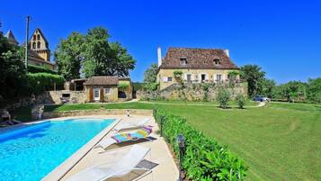 Piscine extérieure, piscine chauffée