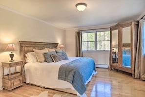 4 habitaciones, tabla de planchar con plancha, cuna de viaje y internet 