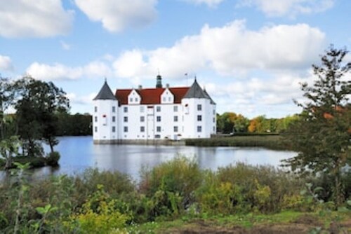 FeWo3 - Relaxing family vacation in a beautiful coastal region