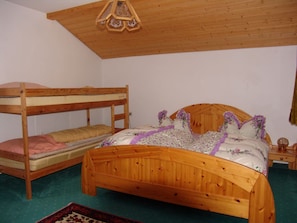 1 chambre, Wi-Fi gratuit, draps fournis