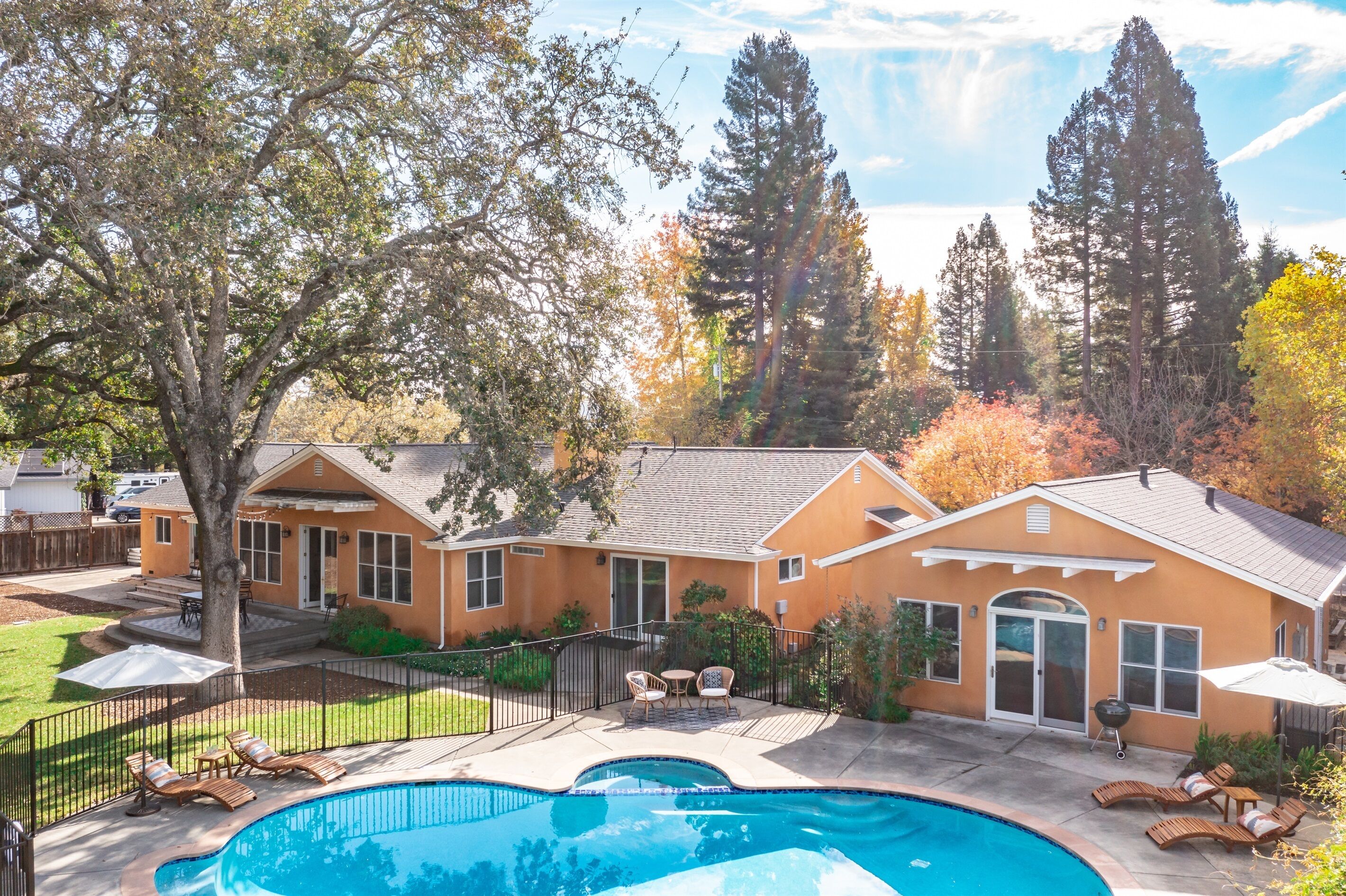 The Oak House - Pool+Spa 5 mins to Healdsburg