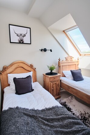 Værelse med 2 enkeltsenge | Egyptiske bomuldslagner, premium-sengetøj