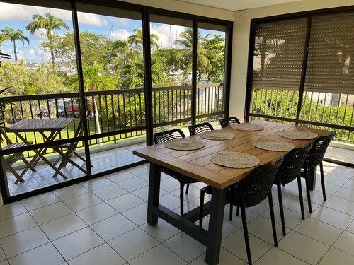 Superb apartment in residence
