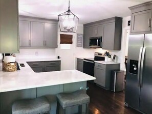 Microwave, oven, stovetop, dishwasher