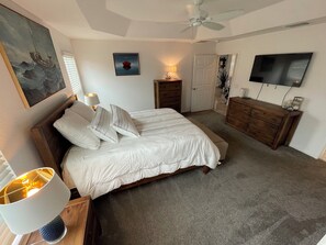 3 bedrooms, iron/ironing board, WiFi, bed sheets