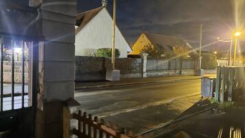 Enceinte de lâhĂ©bergement