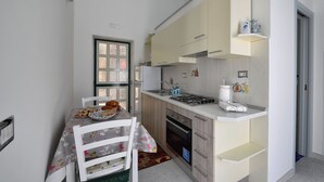 Coffee/tea maker, fridge, microwave, oven - Casa Marianna by Wonder Tour (Conca dei Marini)