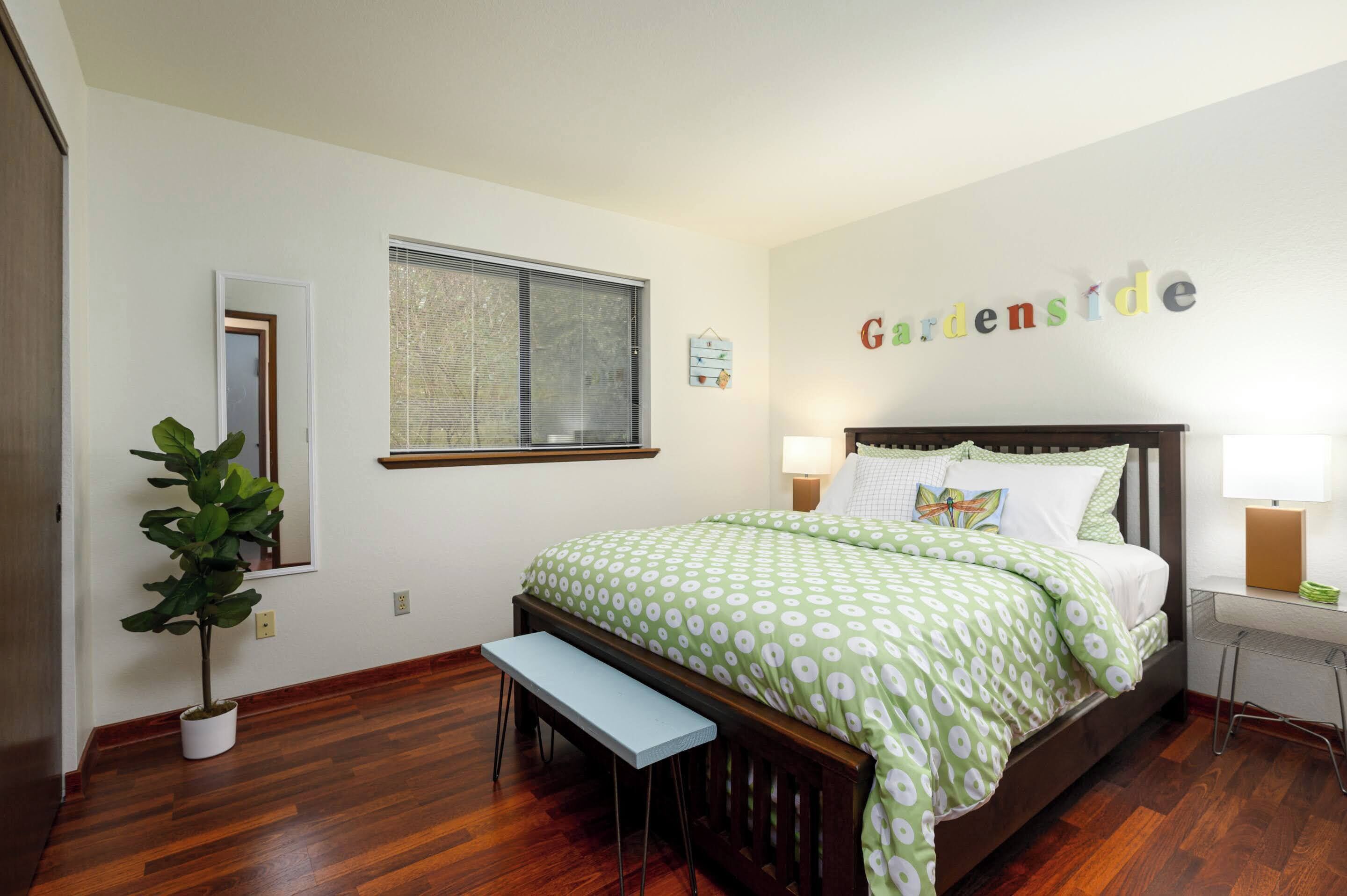 3 bedrooms, iron/ironing board, travel cot, WiFi