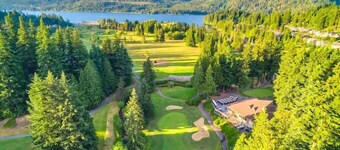 Lodge with Lake & Mountain Views
