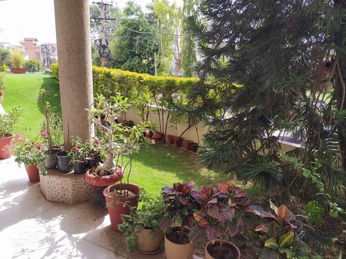 Happy Homestay 3BR - safe VIP zone, centrally located