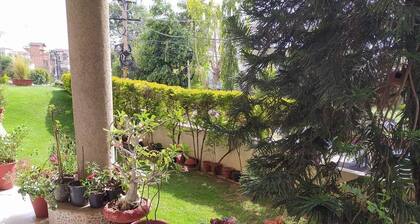 Happy Homestay 3BR - safe VIP zone, centrally located