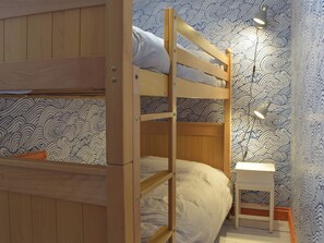 3 chambres, lit parapluie, Wi-Fi gratuit, draps fournis