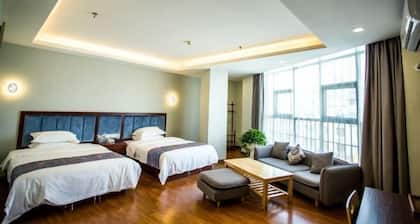 Dongnanhong Business Hotel