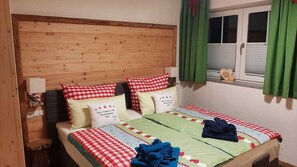 2 dormitorios, caja fuerte, cuna de viaje y wifi gratis